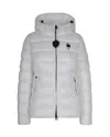 Blauer Piumino Sfiancato Charme Bianco In Gray