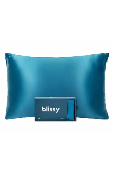 Blissy Mulberry Silk Pillowcase In Blue