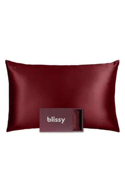 Blissy Mulberry Silk Pillowcase In Red