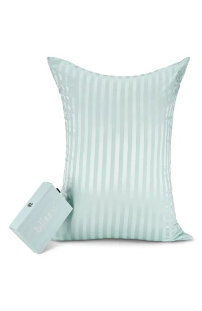 Blissy Mulberry Silk Pillowcase In Green