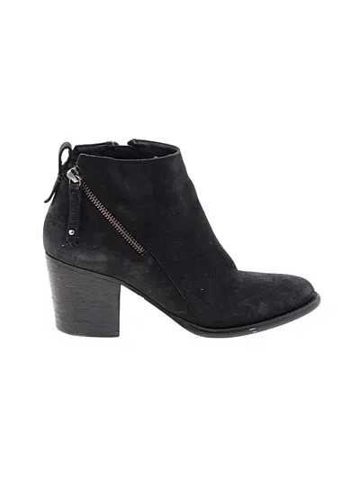 Pre-owned Blondo Ankle Boots In Black