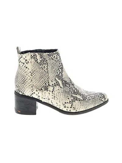 Pre-owned Blondo Ankle Boots In Black