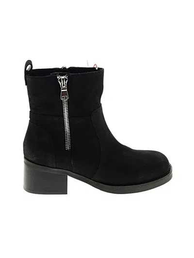 Pre-owned Blondo Ankle Boots In Black
