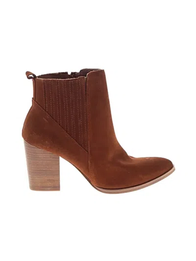 Pre-owned Blondo Ankle Boots In Brown