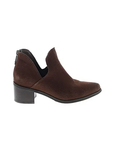 Pre-owned Blondo Ankle Boots In Brown