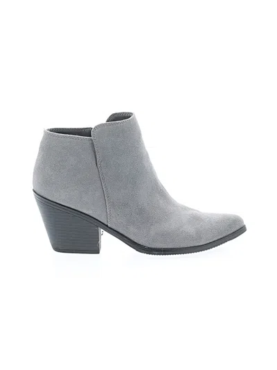 Pre-owned Blondo Ankle Boots In Gray