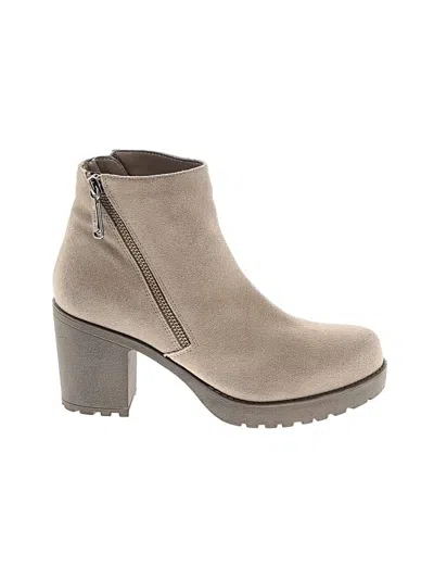 Pre-owned Blondo Ankle Boots In Tan