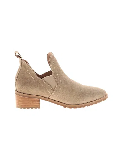 Pre-owned Blondo Ankle Boots In Tan