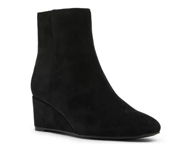Blondo Blthe Waterproof Wedge Bootie In Multi