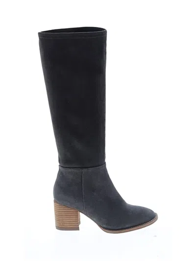 Pre-owned Blondo Boots In Gray