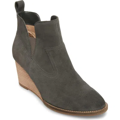 Blondo Irving Waterproof Wedge Bootie In Green