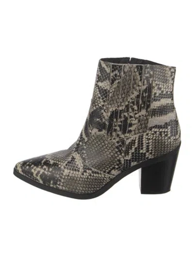 Pre-owned Blondo Leather Animal Print Western Boots In Neutrals