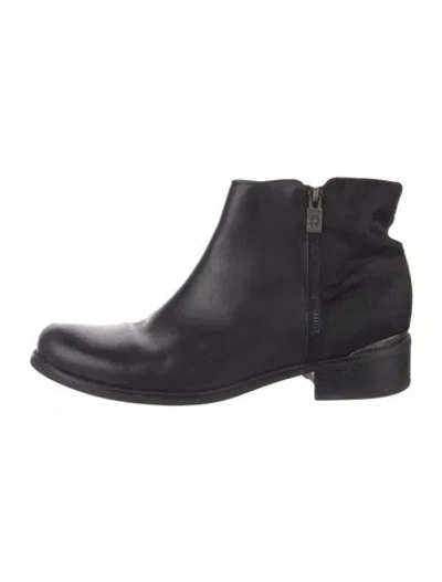 Pre-owned Blondo Leather Boots In Black