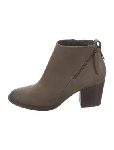 Pre-owned Blondo Leather Boots In Green