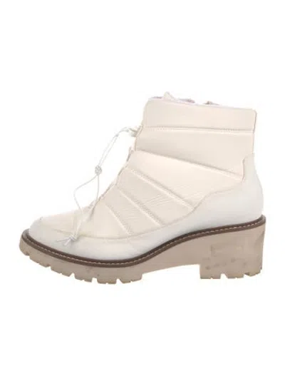 Pre-owned Blondo Leather Boots In Neutrals