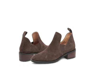 Blondo Sandra Waterproof In Brown