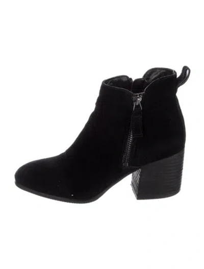 Pre-owned Blondo Suede Boots In Black