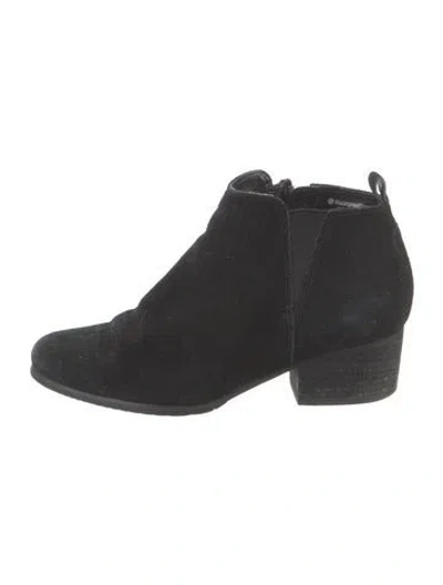 Pre-owned Blondo Suede Boots In Black