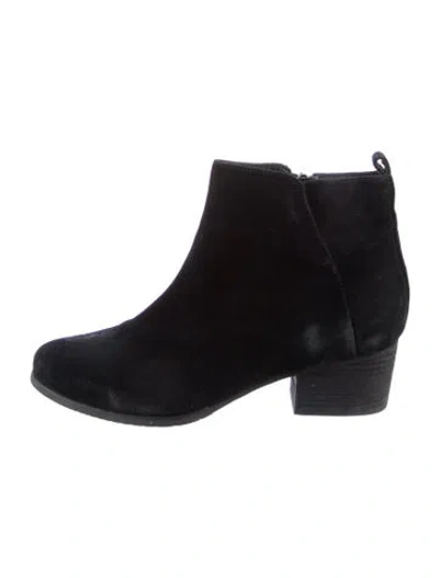 Pre-owned Blondo Suede Boots In Black