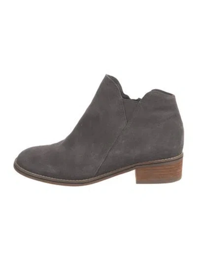 Pre-owned Blondo Suede Boots In Gray