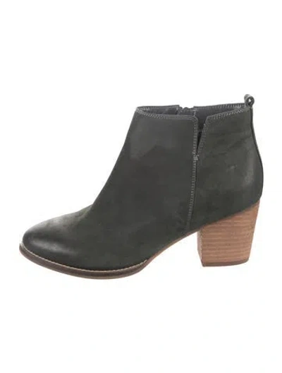 Pre-owned Blondo Suede Boots In Green