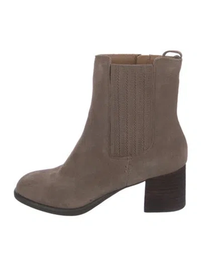 Pre-owned Blondo Suede Chelsea Boots In Neutral
