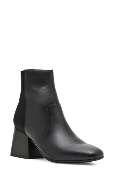Blondo Trounce Waterproof Leather Bootie In Black Leather