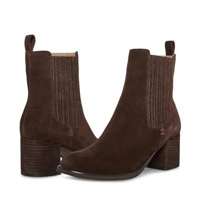 Blondo Women's  Sonali Boots Java Suede Waterproof Ankle Bootie Htat230 In Brown