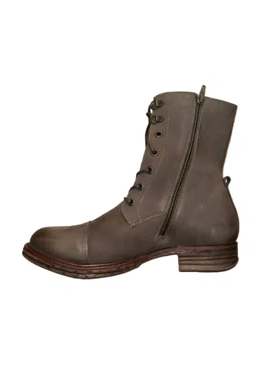 Blondo Women's Pyo Waterproof Boots In Taupe Nubuck In Multi