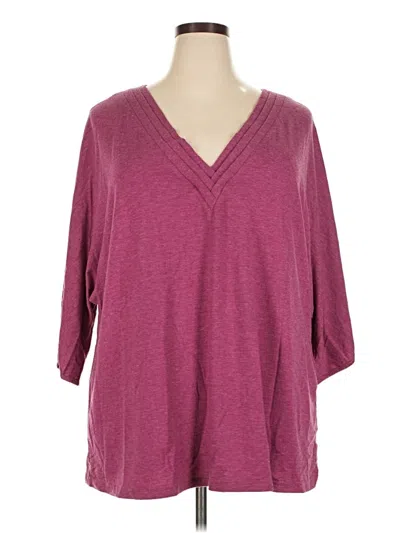 Pre-owned Bloomchic 3/4 Sleeve T-shirt In Burgundy
