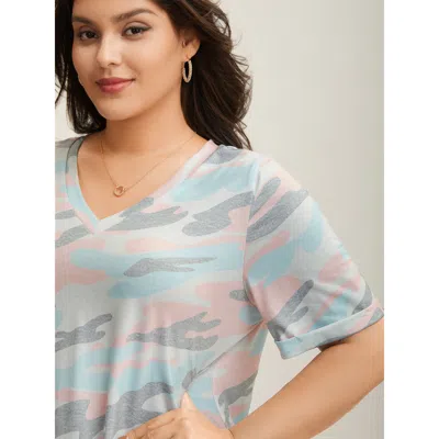 Bloomchic Camouflage Print V-neck Curvy T-shirt In Nudepink