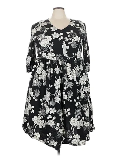 Pre-owned Bloomchic Casual Dress In Black