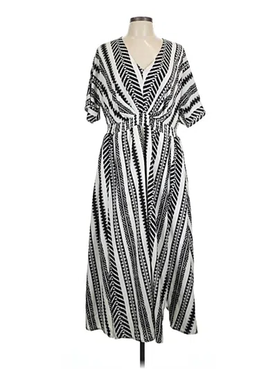 Pre-owned Bloomchic Casual Dress In Black