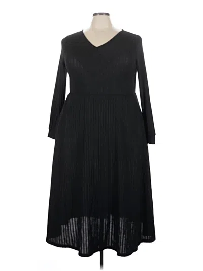 Pre-owned Bloomchic Casual Dress In Black