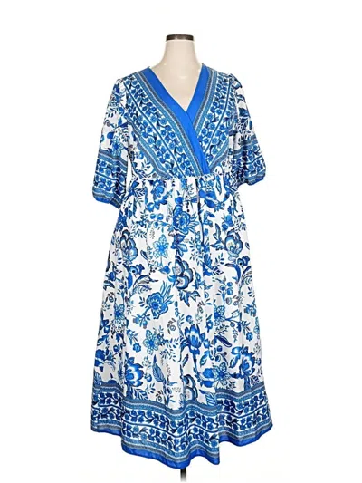 Pre-owned Bloomchic Casual Dress In Blue