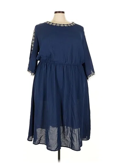 Pre-owned Bloomchic Casual Dress In Blue