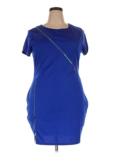Pre-owned Bloomchic Casual Dress In Blue