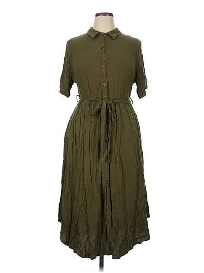 Pre-owned Bloomchic Casual Dress In Green