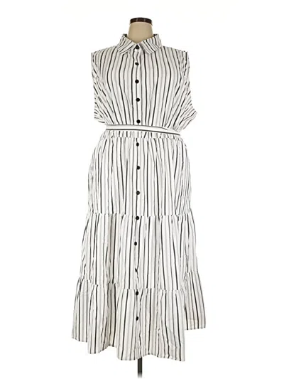 Pre-owned Bloomchic Casual Dress In White
