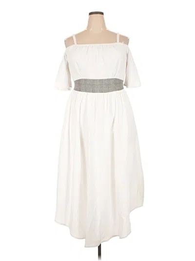 Pre-owned Bloomchic Casual Dress In White