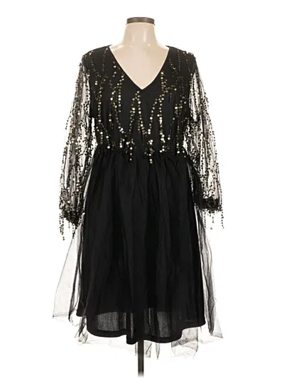 Pre-owned Bloomchic Cocktail Dress In Black