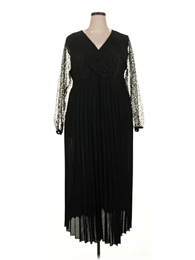 Pre-owned Bloomchic Cocktail Dress In Black