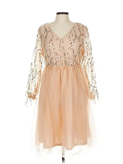 Pre-owned Bloomchic Cocktail Dress In Gold