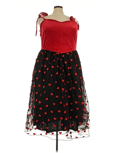 Pre-owned Bloomchic Cocktail Dress In Red