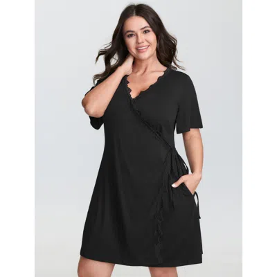 Bloomchic Lace Trim Side-tie Pockets Nightgown In Black