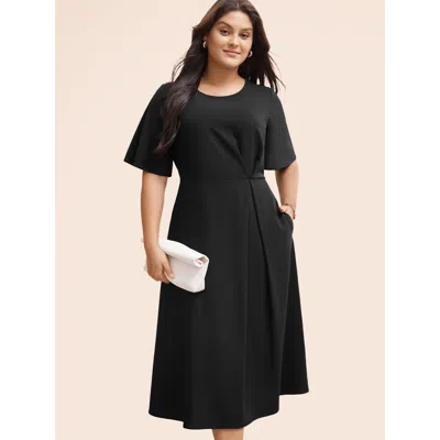 Bloomchic Plain Round Neck Plicated Detail Dress In Black