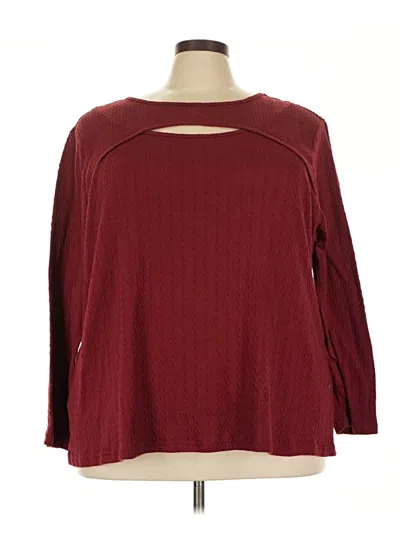 Pre-owned Bloomchic Pullover Sweater In Burgundy