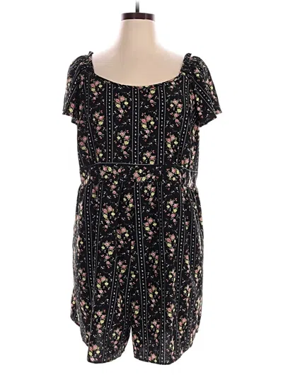 Pre-owned Bloomchic Romper In Black