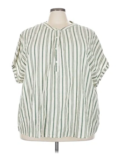 Pre-owned Bloomchic Short Sleeve Henley Shirt In Green