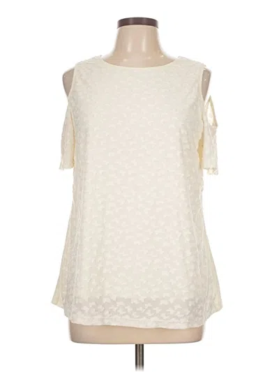 Pre-owned Bloomchic Sleeveless Blouse In Ivory